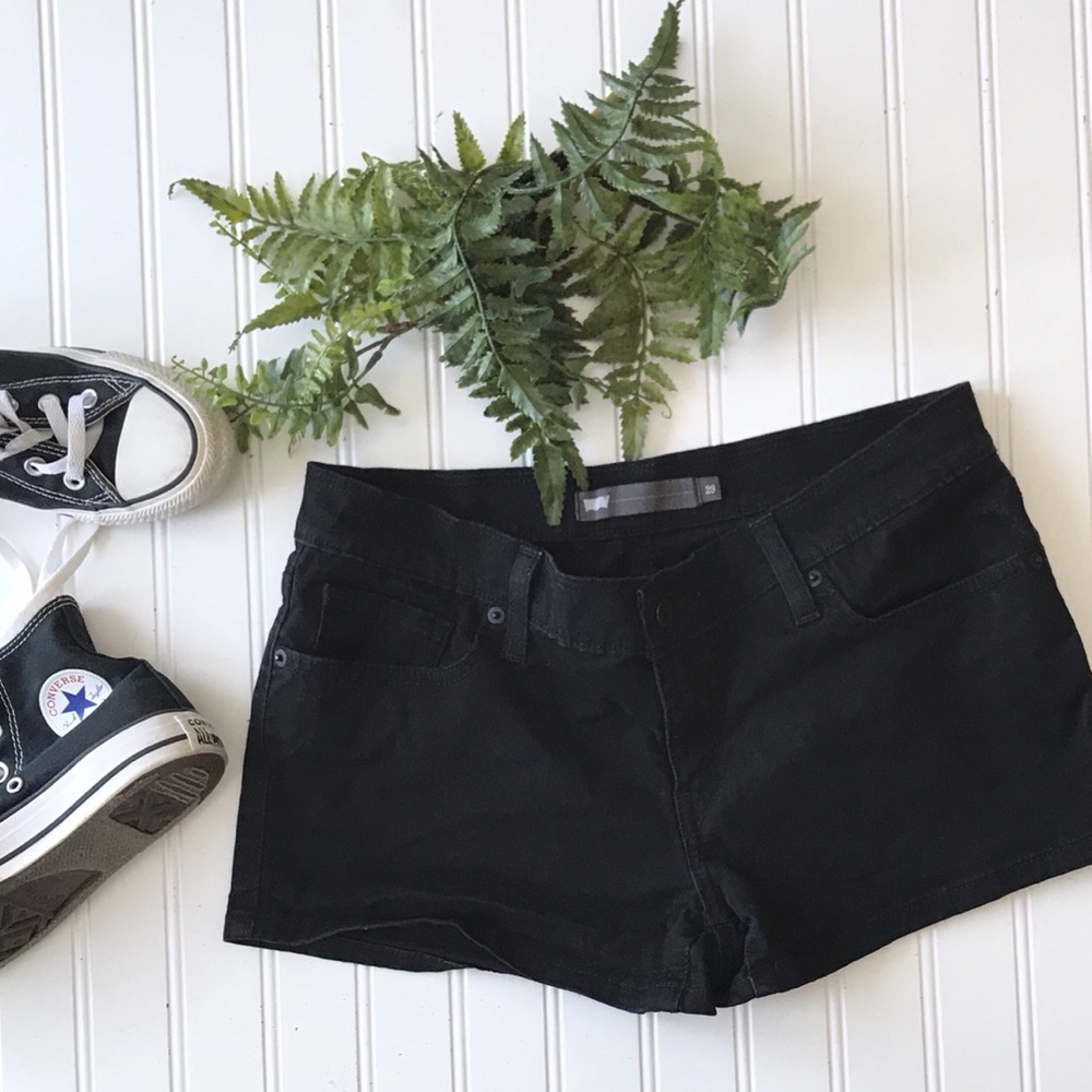 Levi’s black shorts